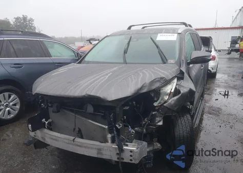 2018 Toyota Highlander Xle z USA, uszkodzony, nr VIN 5TDJZRFH9JS553627